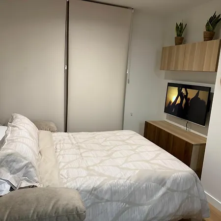 Apartment Residencial Epsilon En Edificio De Nueva Construccion Con Garaje Privado Wifi Y En Largas Incluye Trastero Vut-7756-as Gijon