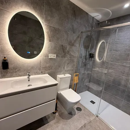 Residencial Epsilon En Edificio De Nueva Construccion Con Garaje Privado Wifi Y En Largas Incluye Trastero Vut-7756-as Apartment