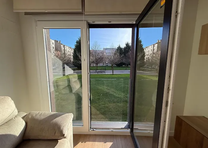 Residencial Epsilon En Edificio De Nueva Construccion Con Garaje Privado Wifi Y En Largas Incluye Trastero Vut-7756-as Apartment *