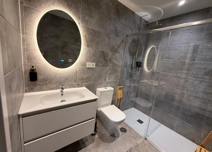 Residencial Epsilon En Edificio De Nueva Construccion Con Garaje Privado Wifi Y En Largas Incluye Trastero Vut-7756-as Apartment