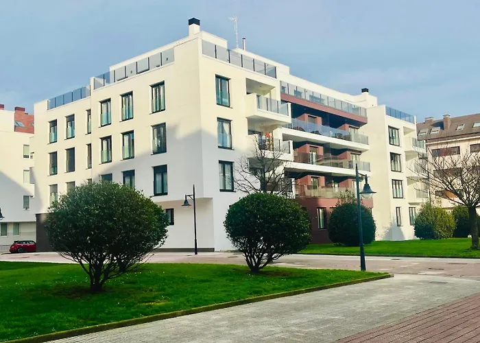 Residencial Epsilon En Edificio De Nueva Construccion Con Garaje Privado Wifi Y En Largas Incluye Trastero Vut-7756-as * Gijón